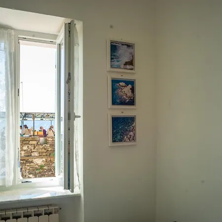Maemuna Sea View Apartment *