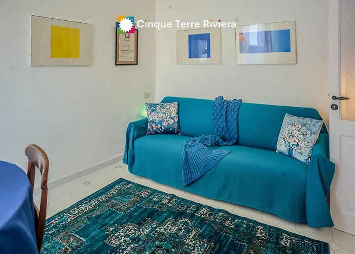 Maemuna Sea View Apartament